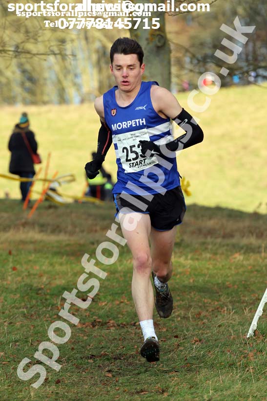 Senior mens cross country, 2019 North Eastern Cross Country Champs., Alnwick, Northumberland.  Photo: David T. Hewitson/Sports for All Pics
